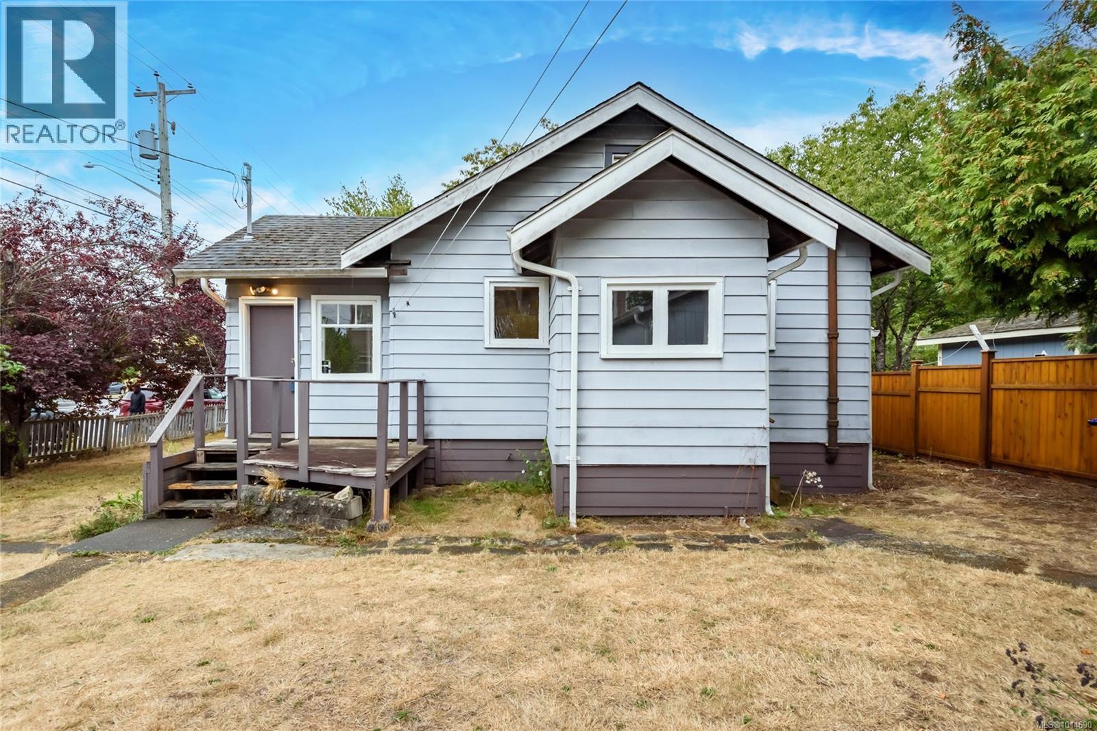 378 Harmston Ave, Courtenay