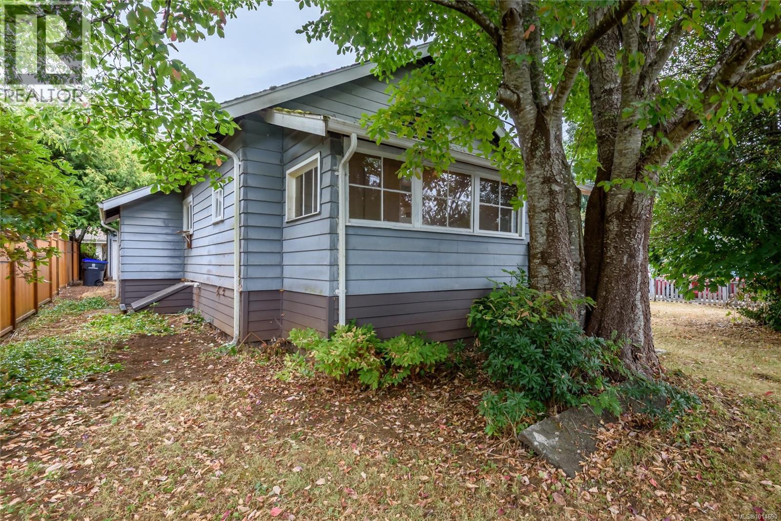 378 Harmston Ave, Courtenay