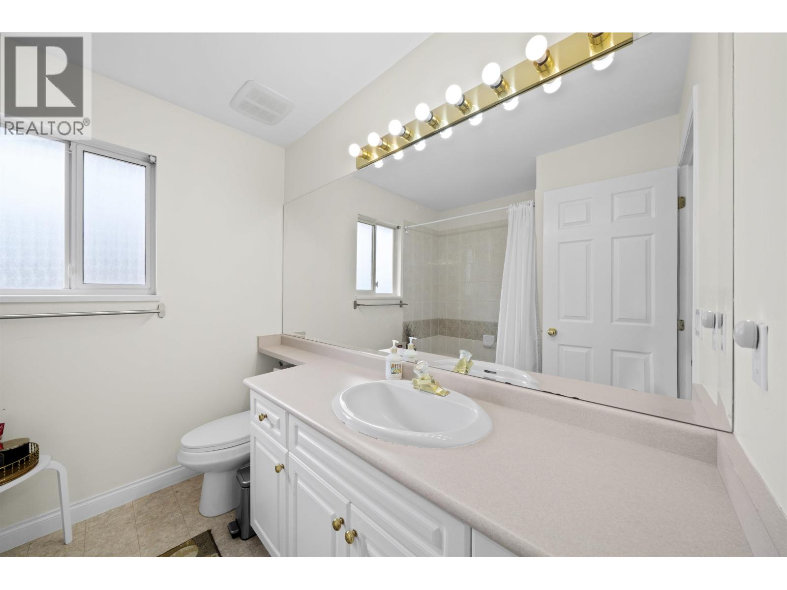 124 2979 PANORAMA DRIVE, Coquitlam
