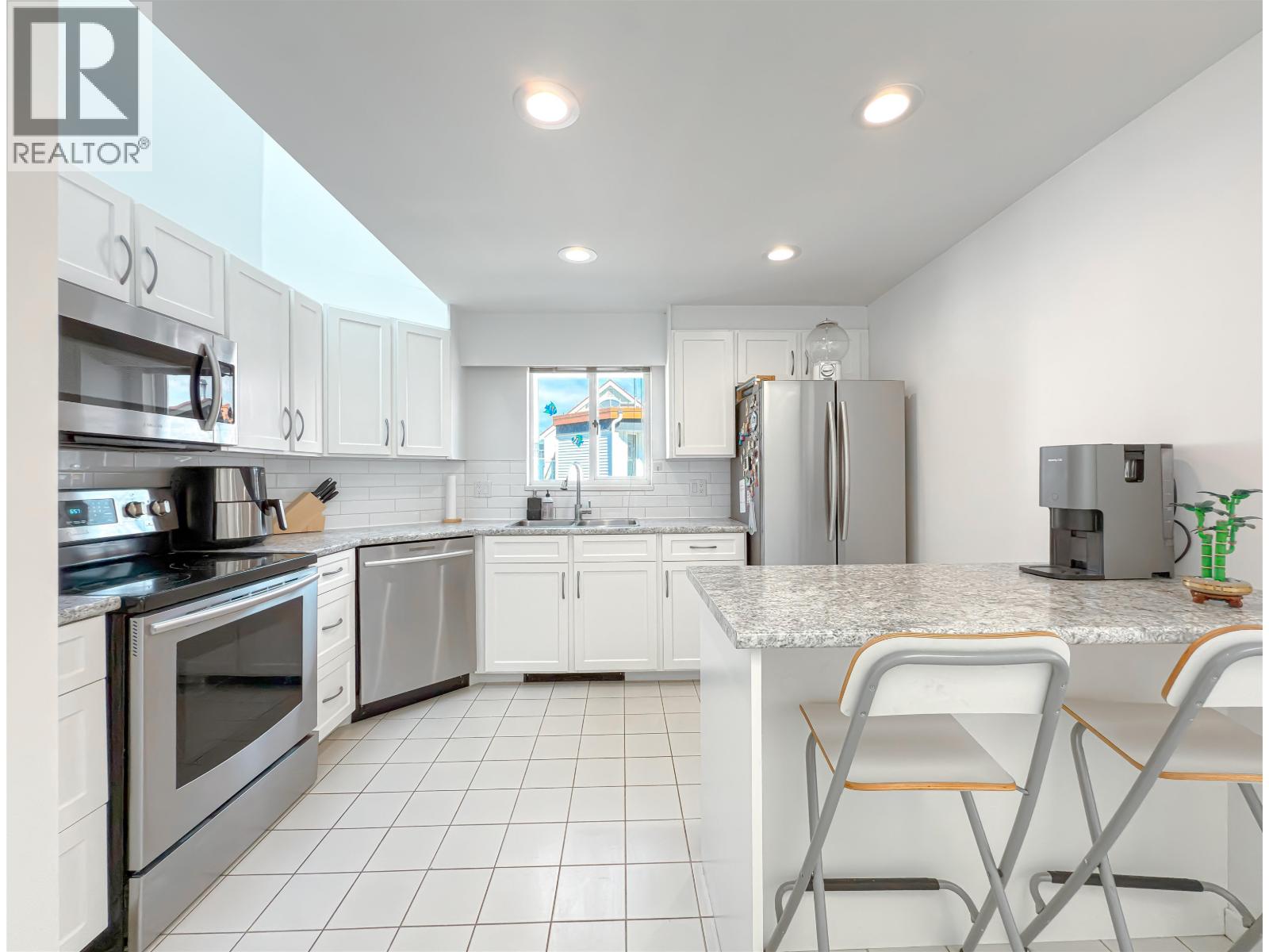 #14-3459 RIVER Road West, Delta