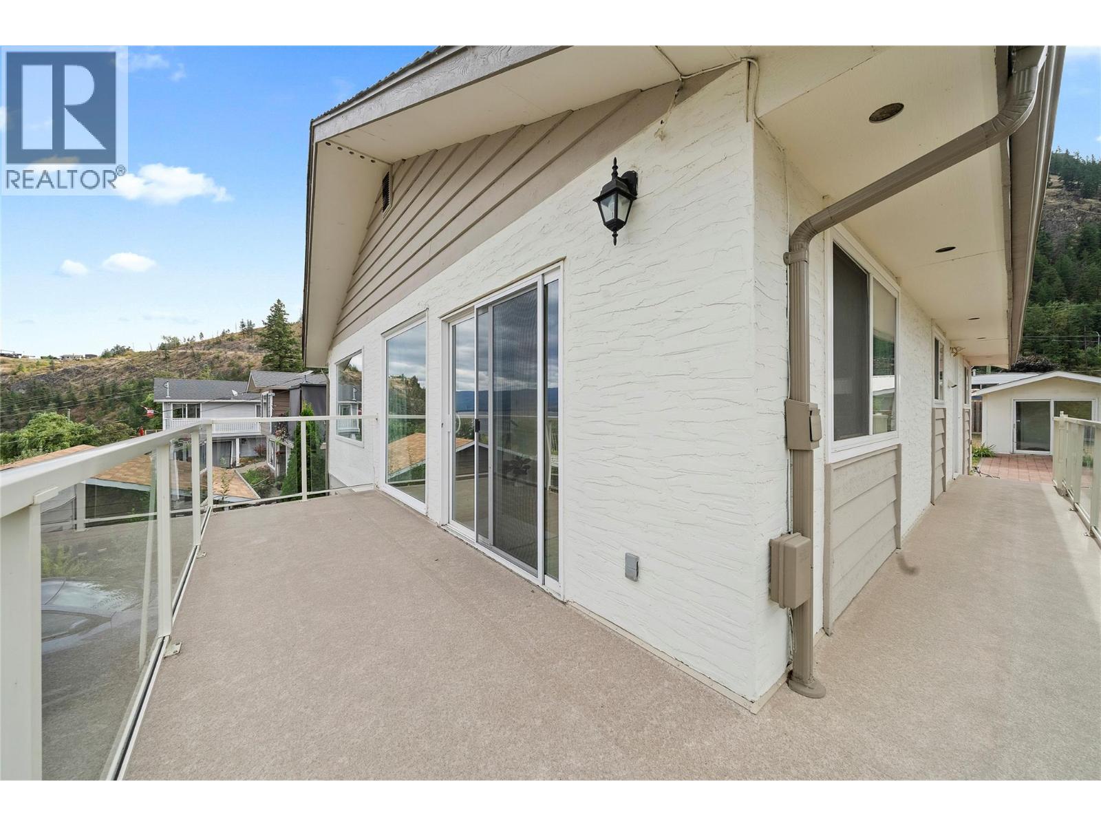 1225 Bay Drive, Chase