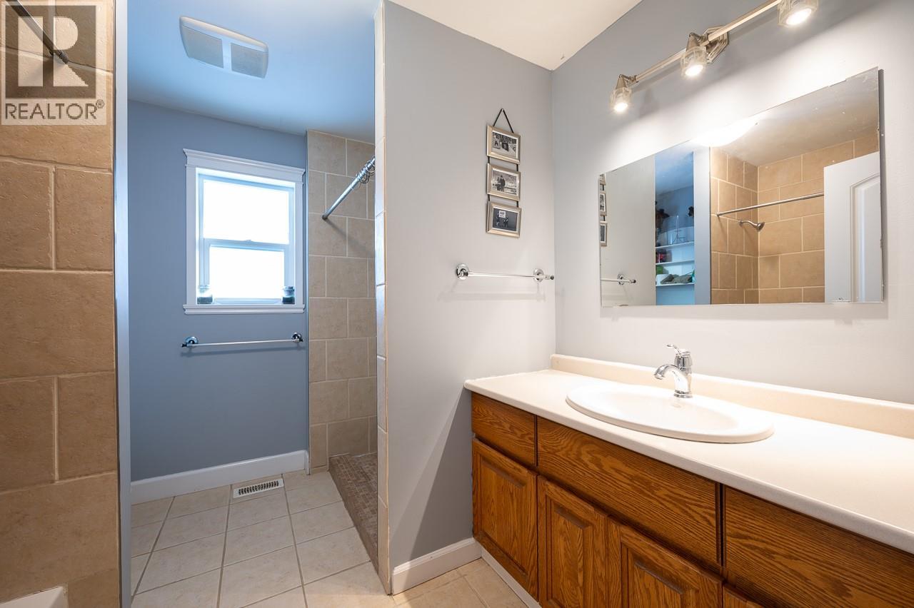 3650 PRINCETON KAMLOOPS Highway, Kamloops