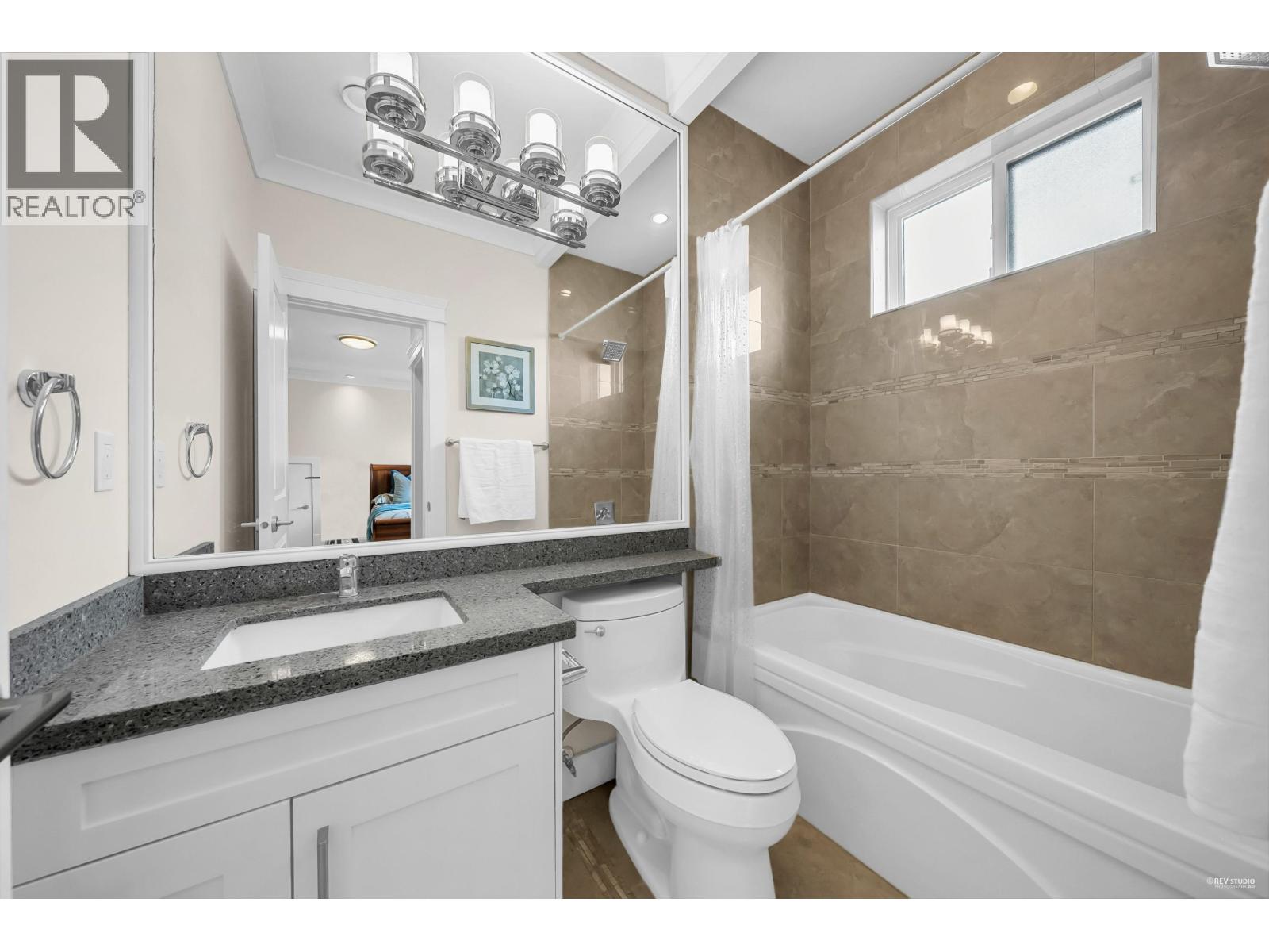 7831 BROADMOOR BOULEVARD, Richmond