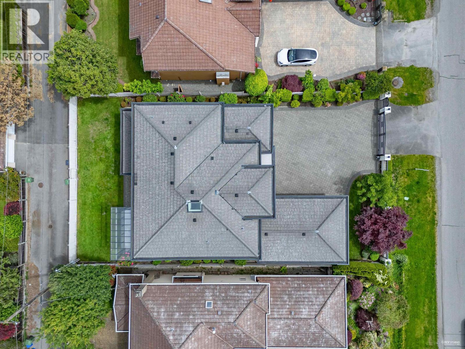 7831 BROADMOOR BOULEVARD, Richmond