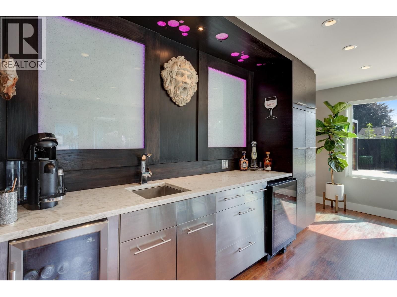 1249 ALDERWOOD PLACE, North Vancouver