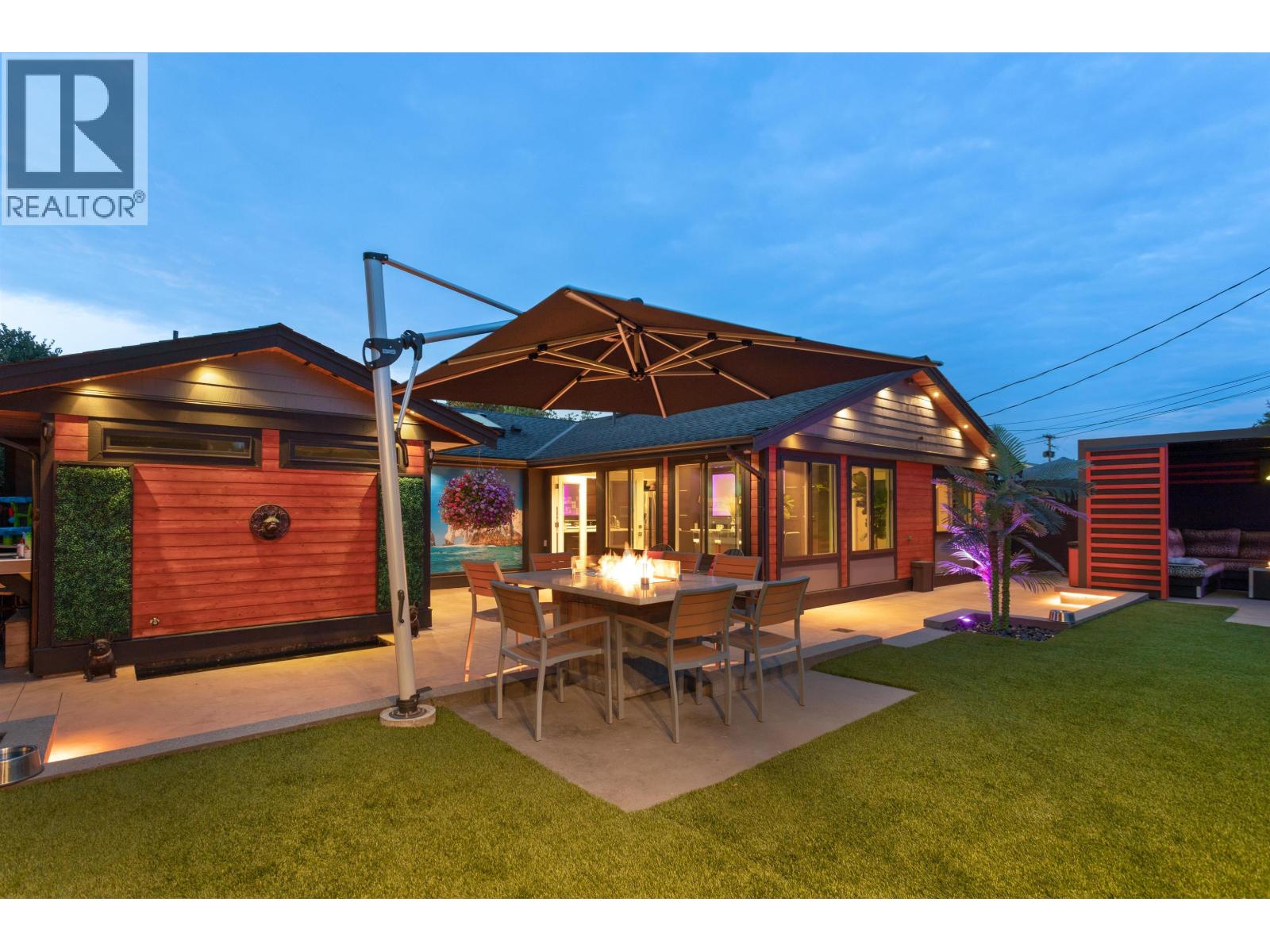 1249 ALDERWOOD PLACE, North Vancouver