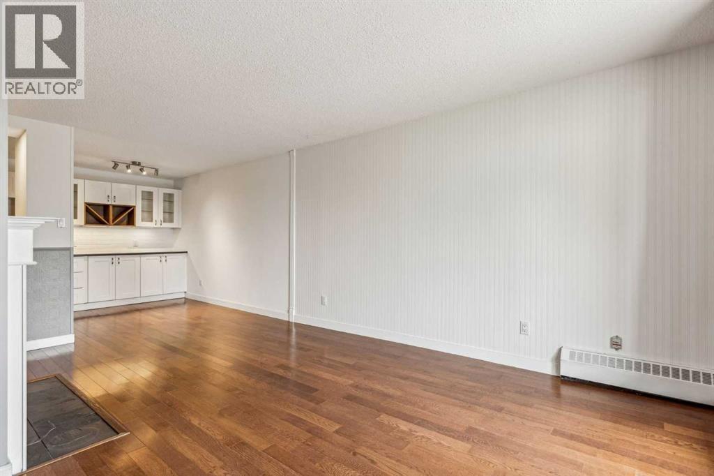 Single Family House for Sale in    Avenue SW Beltline Calgary 