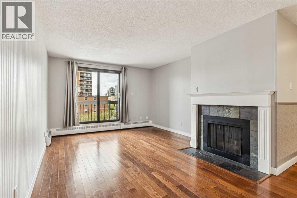 Single Family House for Sale in    Avenue SW Beltline Calgary 