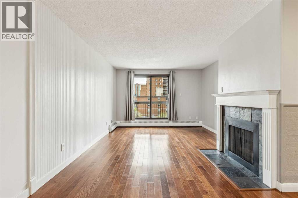 Single Family House for Sale in    Avenue SW Beltline Calgary 