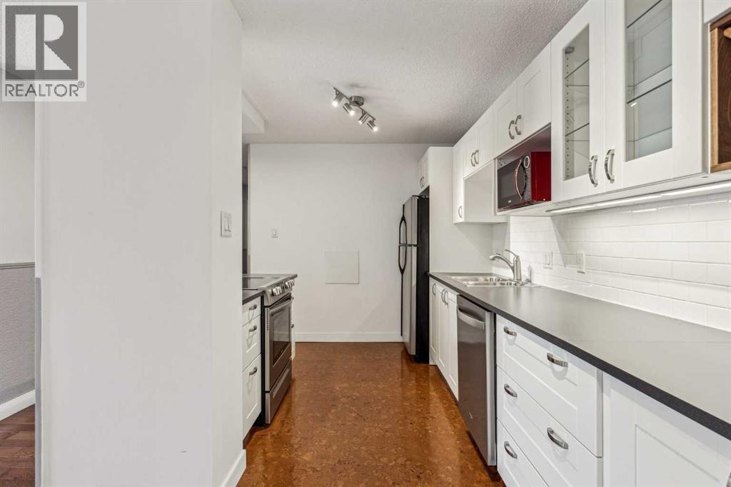 Single Family House for Sale in    Avenue SW Beltline Calgary 