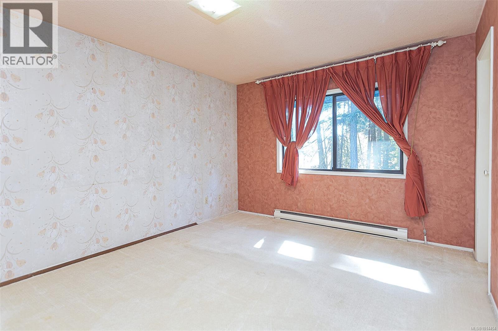 1048 Wood Duck Pl, Qualicum Beach