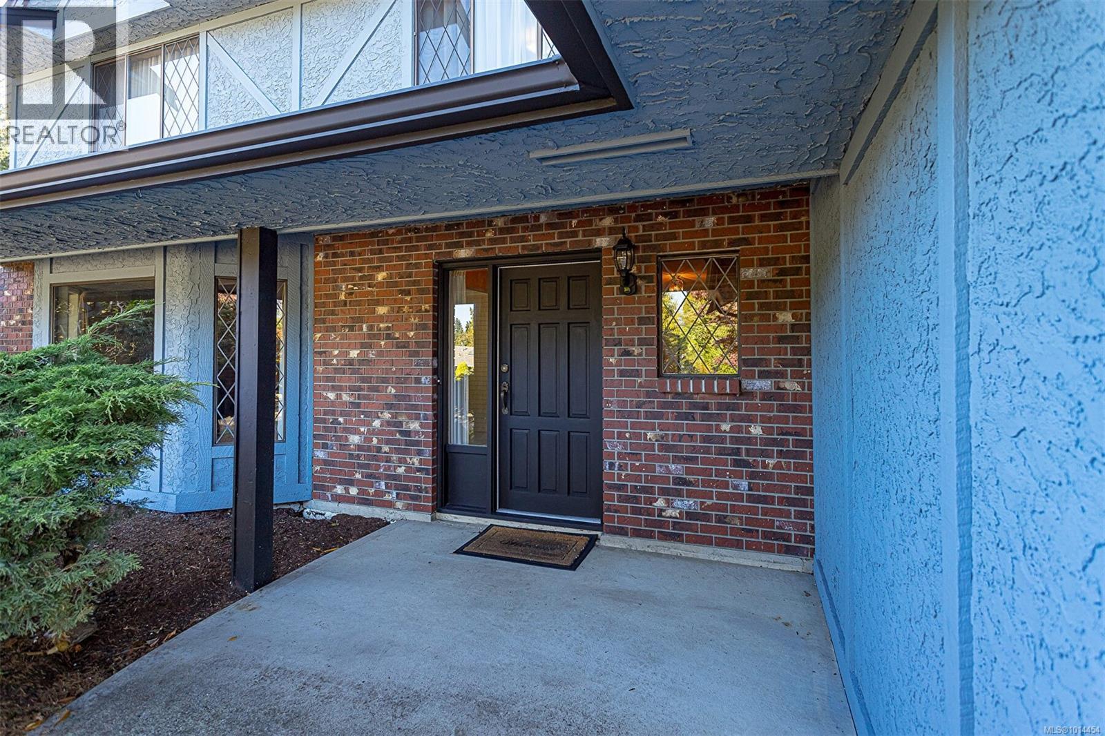1048 Wood Duck Pl, Qualicum Beach