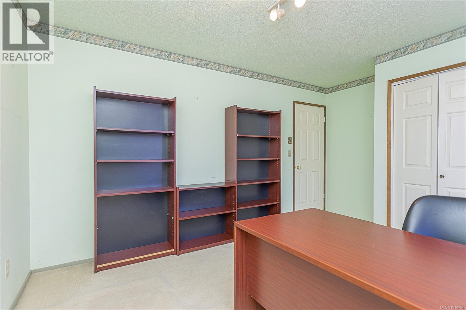 1048 Wood Duck Pl, Qualicum Beach