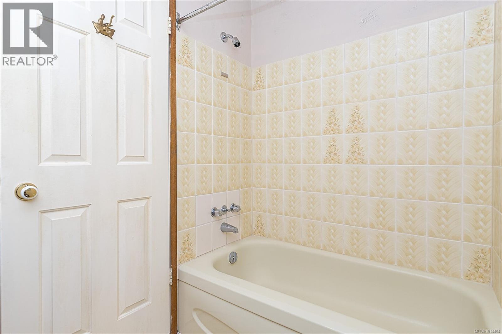 1048 Wood Duck Pl, Qualicum Beach