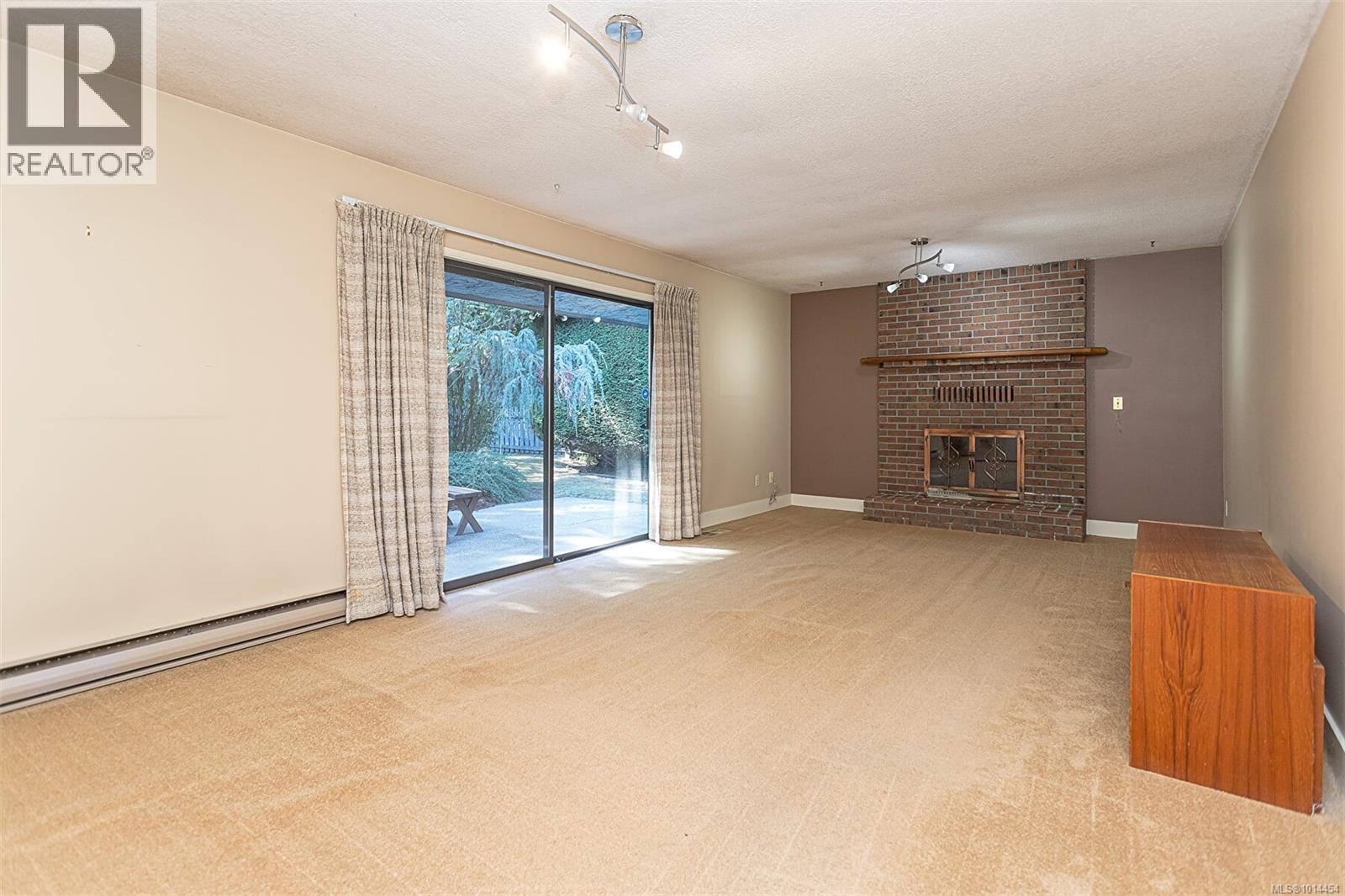 1048 Wood Duck Pl, Qualicum Beach