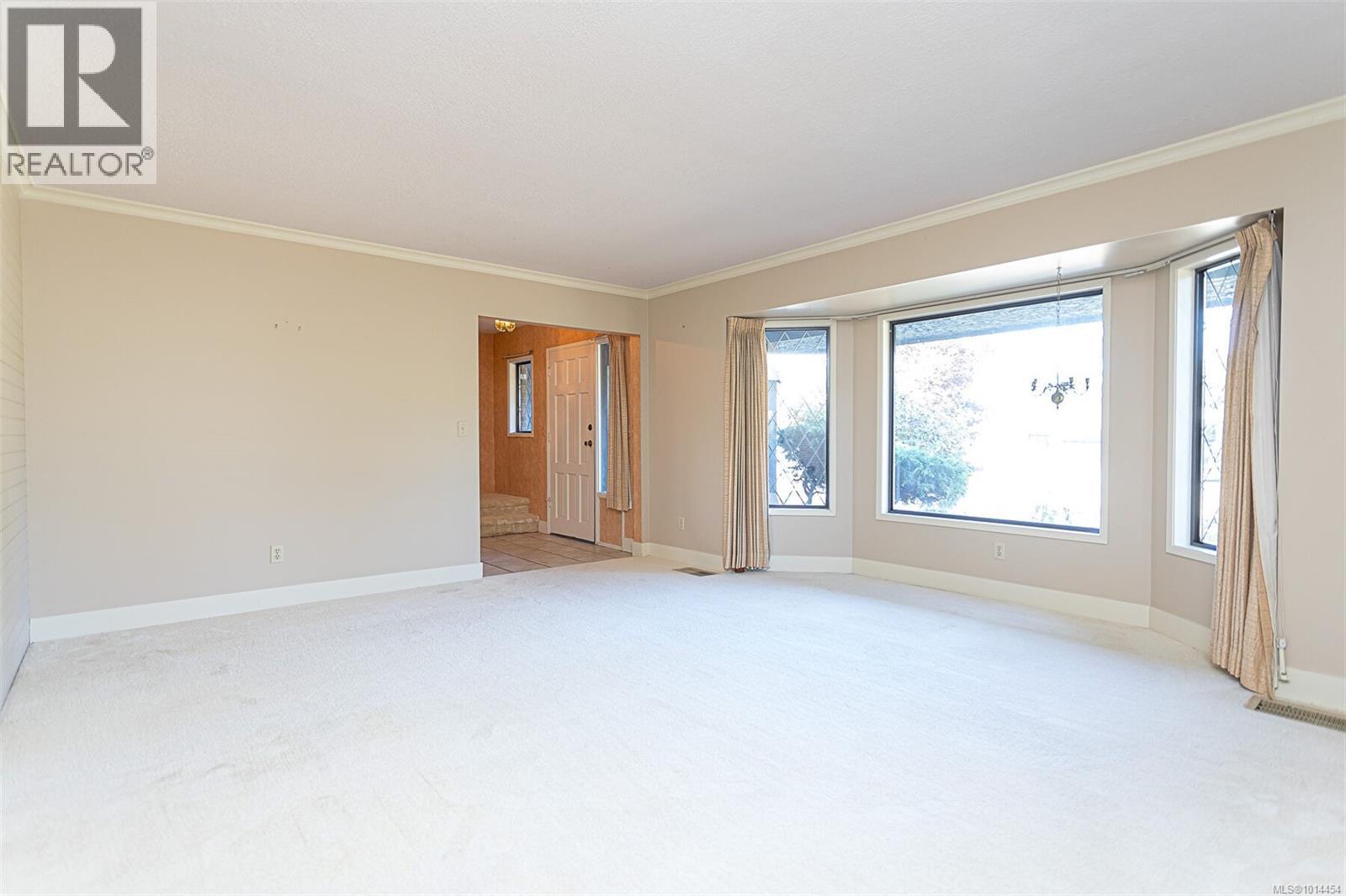 1048 Wood Duck Pl, Qualicum Beach
