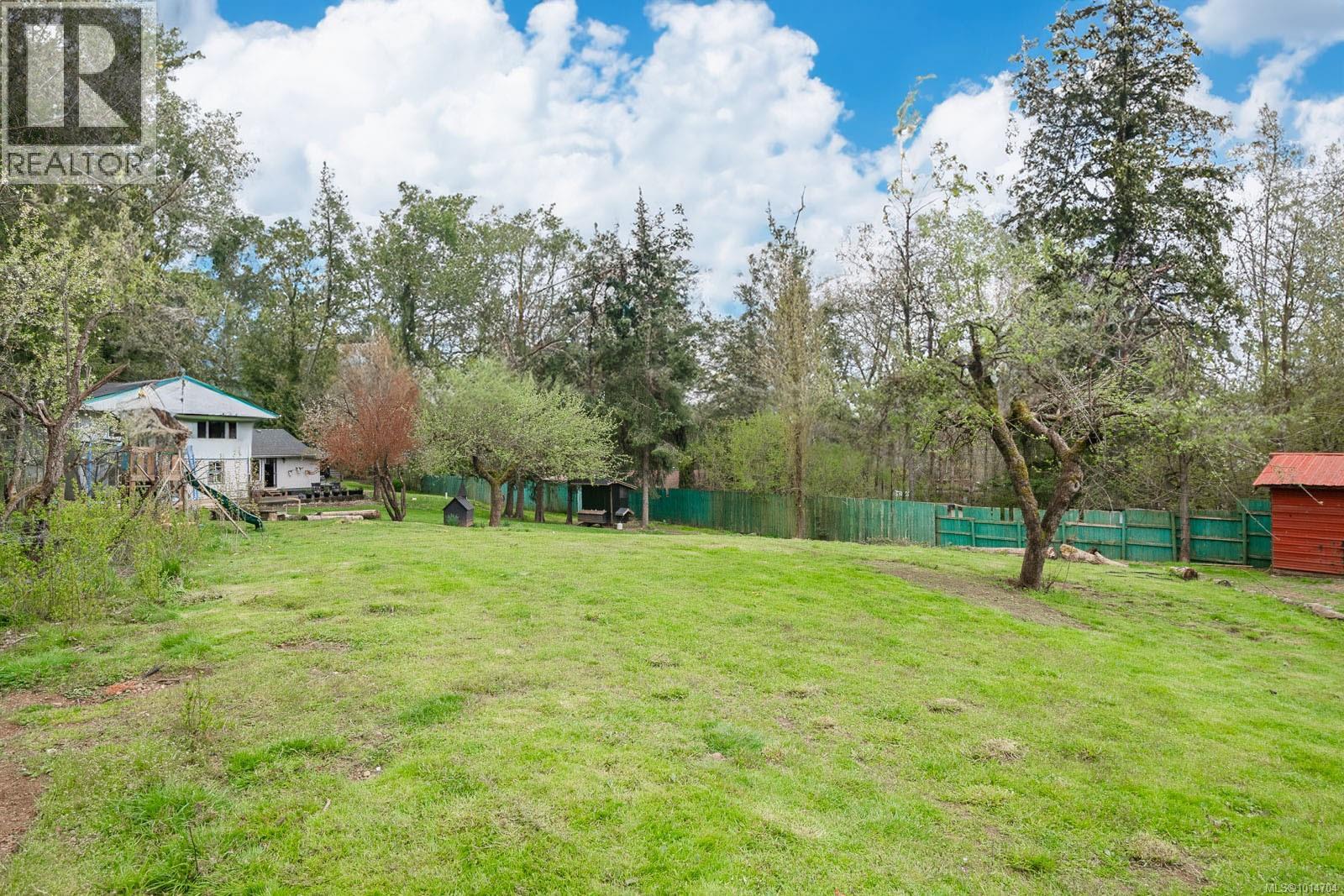 8590 Bland Rd, Port Alberni