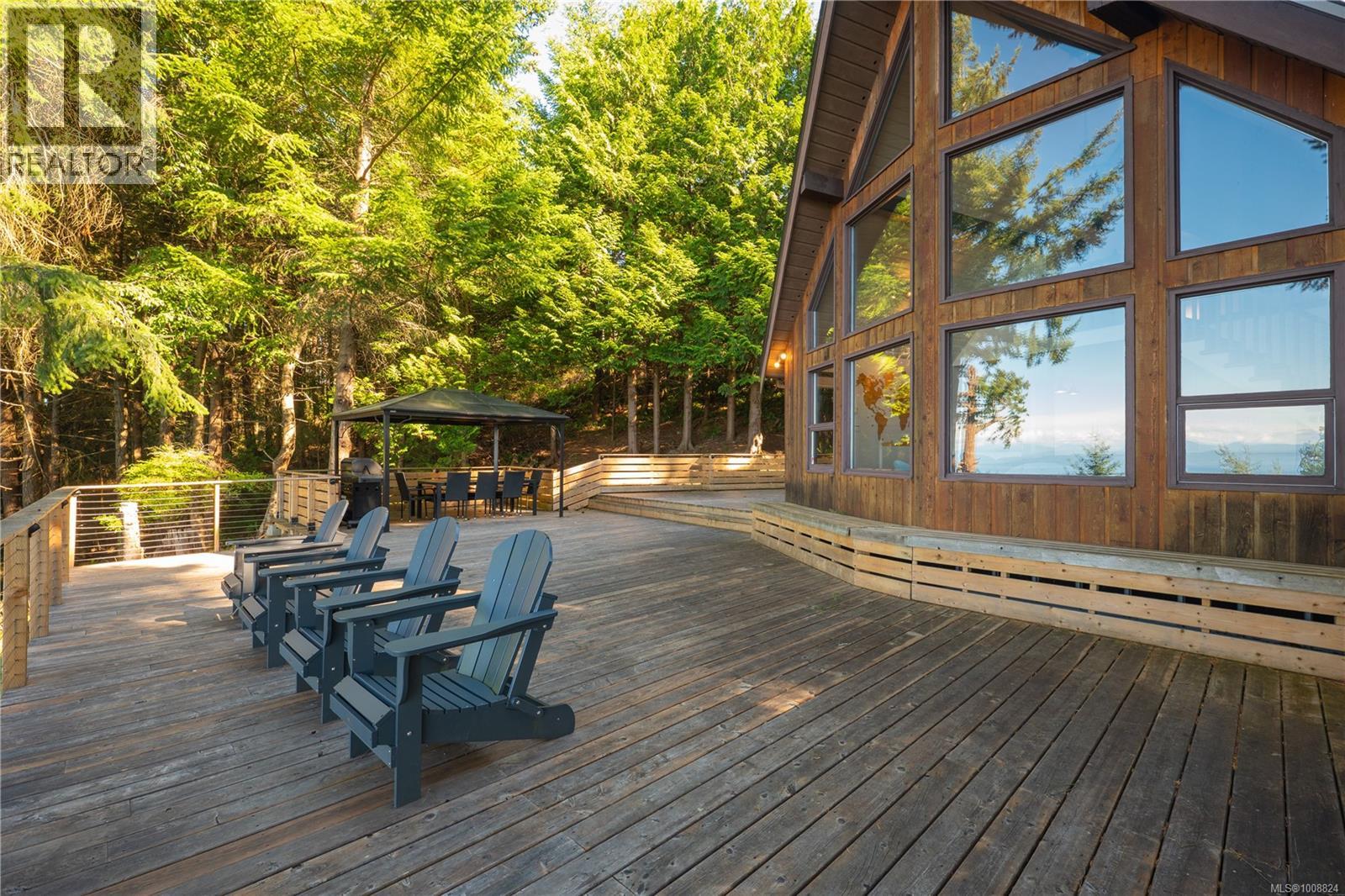 5030 Lost Lake Rd, Nanaimo