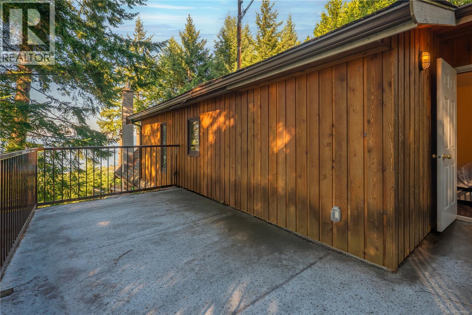 5030 Lost Lake Rd, Nanaimo