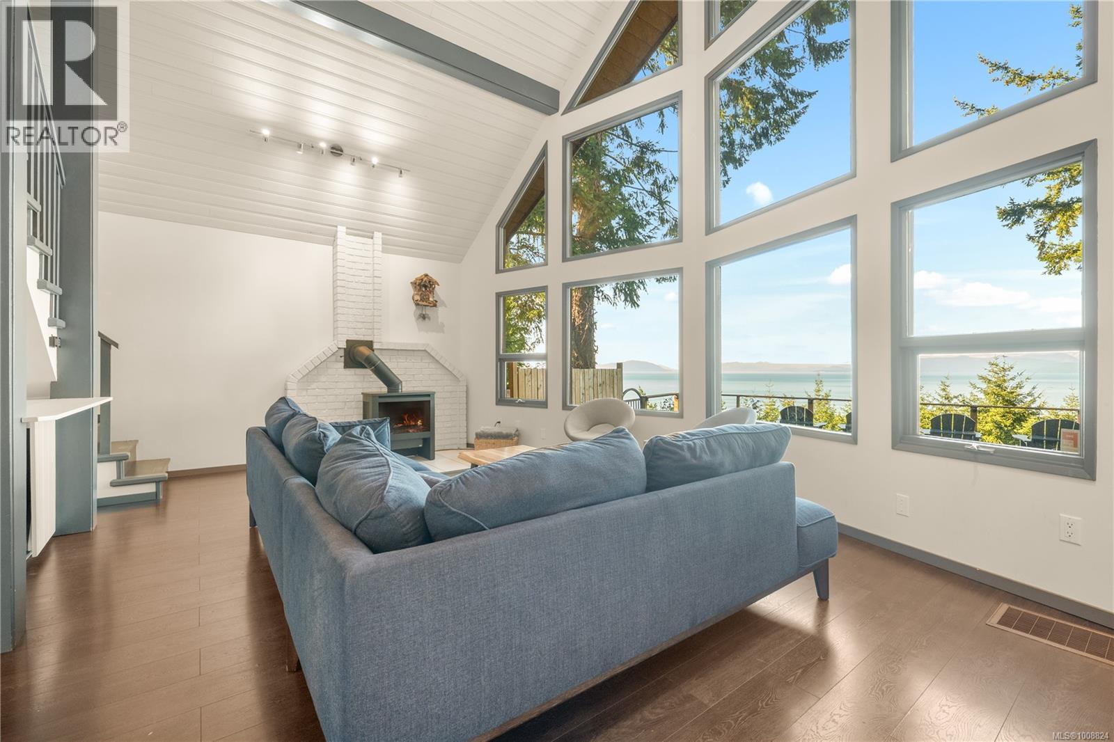 5030 Lost Lake Rd, Nanaimo