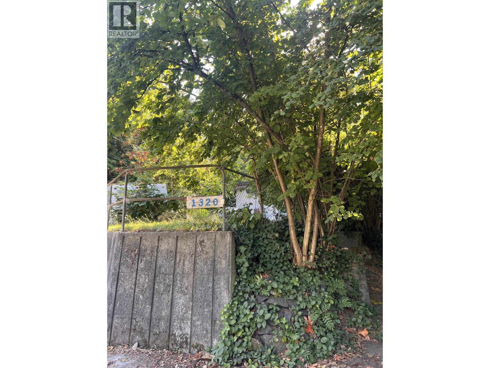 1320 AUSTIN AVENUE, Coquitlam