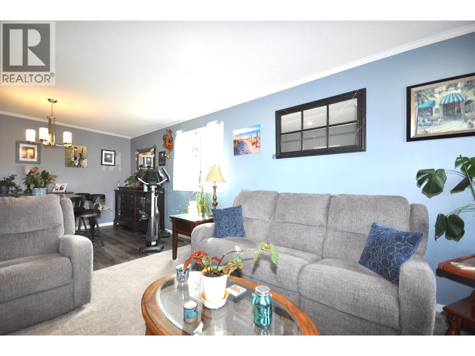 31 4072 LAC LA HACHE STATION ROAD - 12