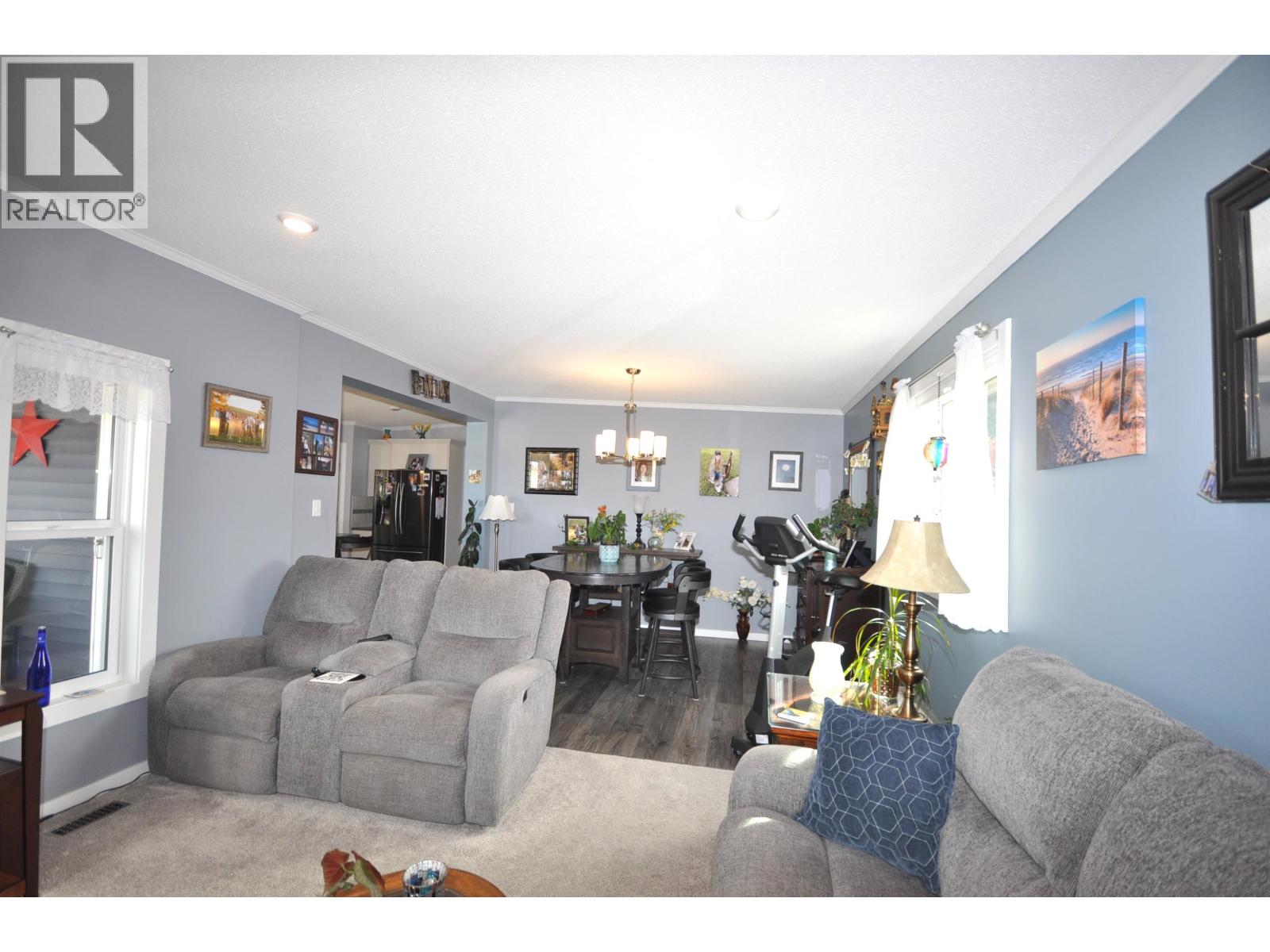 31 4072 LAC LA HACHE STATION ROAD - 11