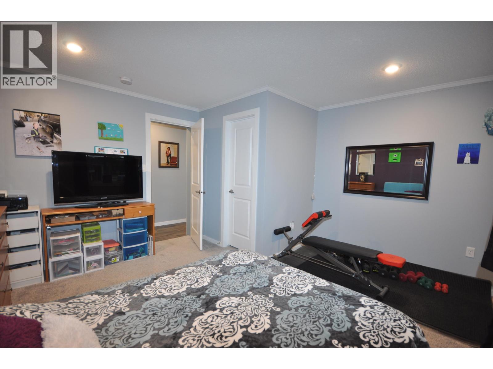 31 4072 LAC LA HACHE STATION ROAD - 18