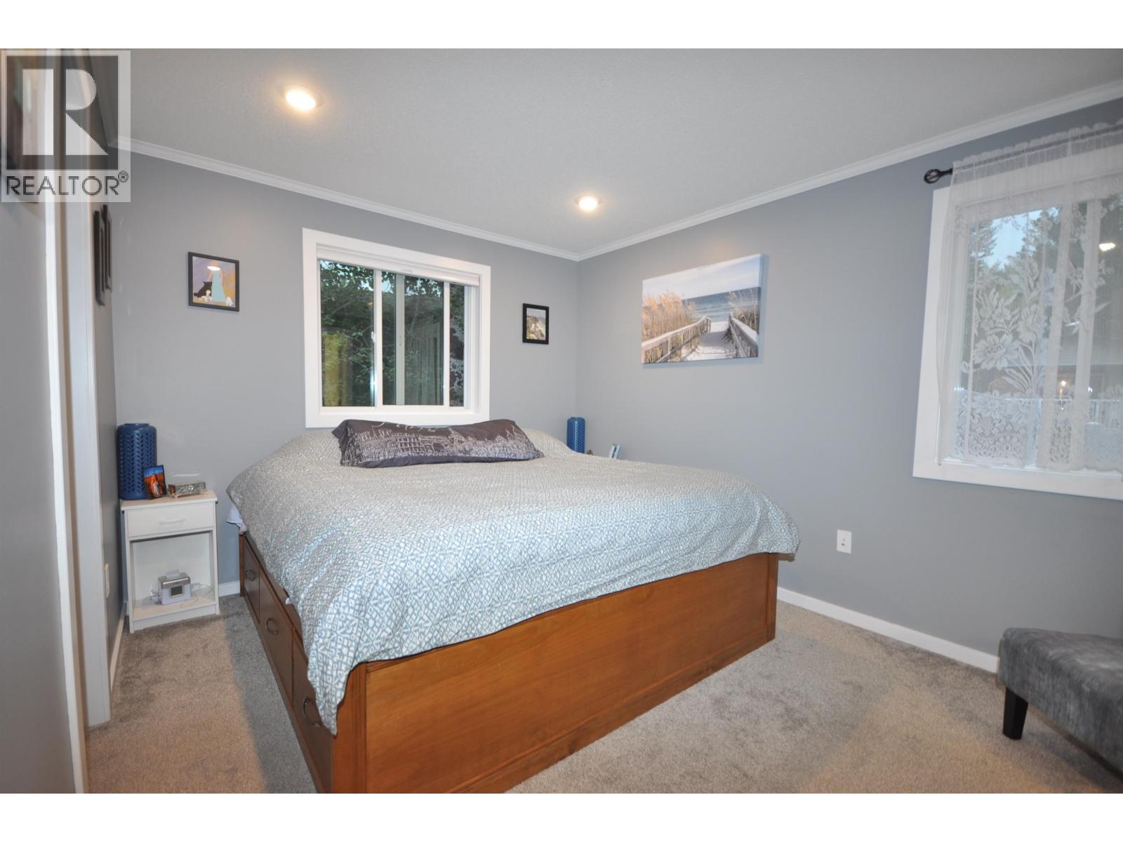 31 4072 LAC LA HACHE STATION ROAD - 22