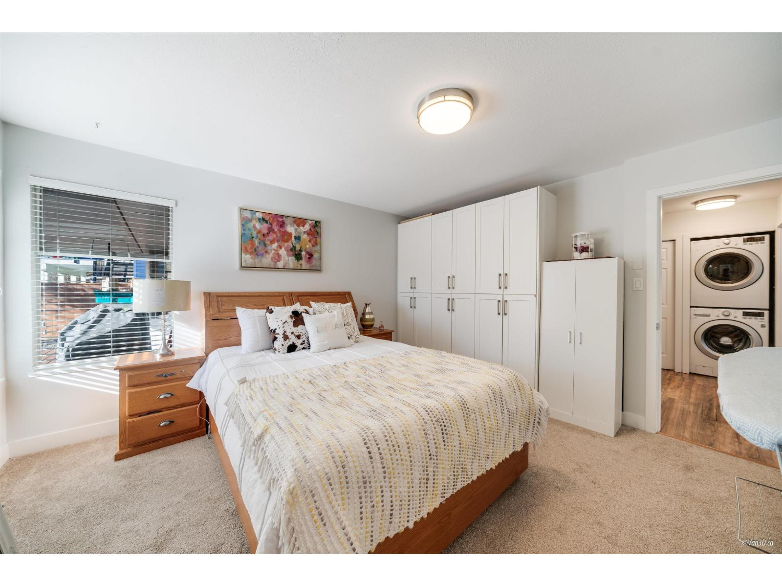 14286 20 AVENUE, Surrey