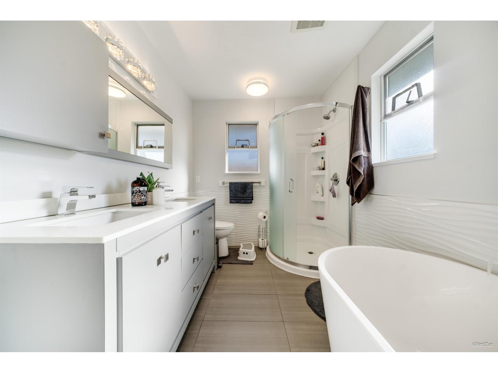 14286 20 AVENUE, Surrey