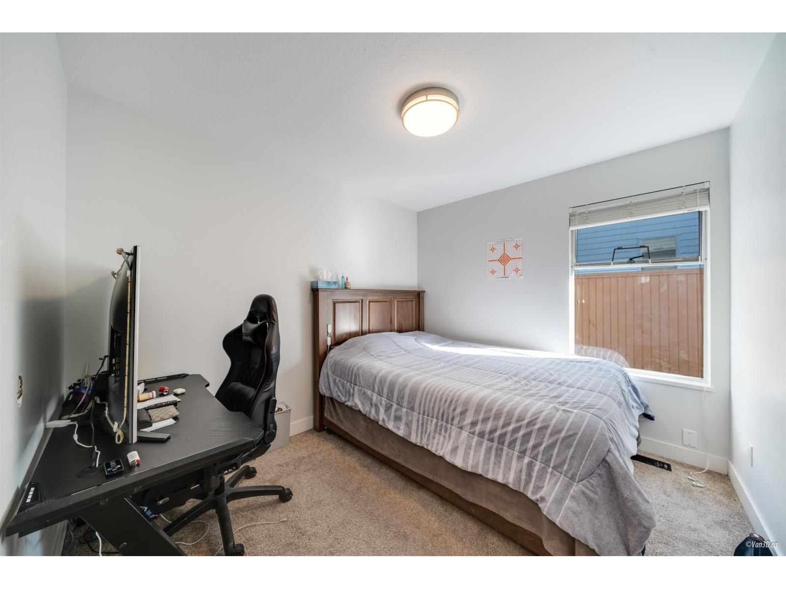 14286 20 AVENUE, Surrey