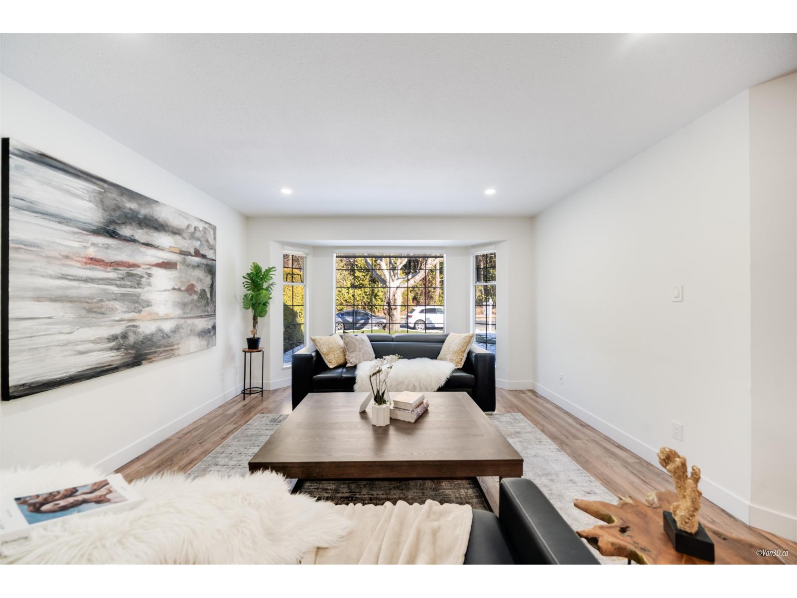 14286 20 AVENUE, Surrey