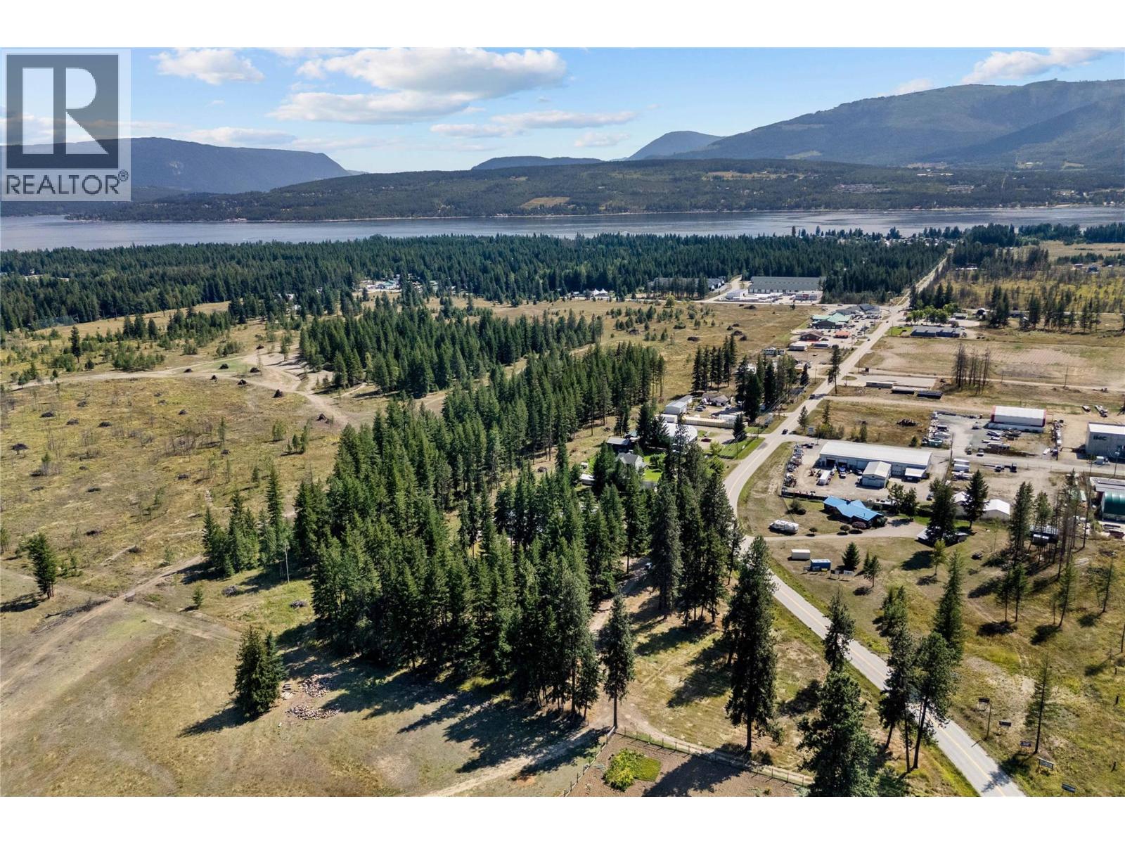  1434 Beatty Road, Scotch Creek