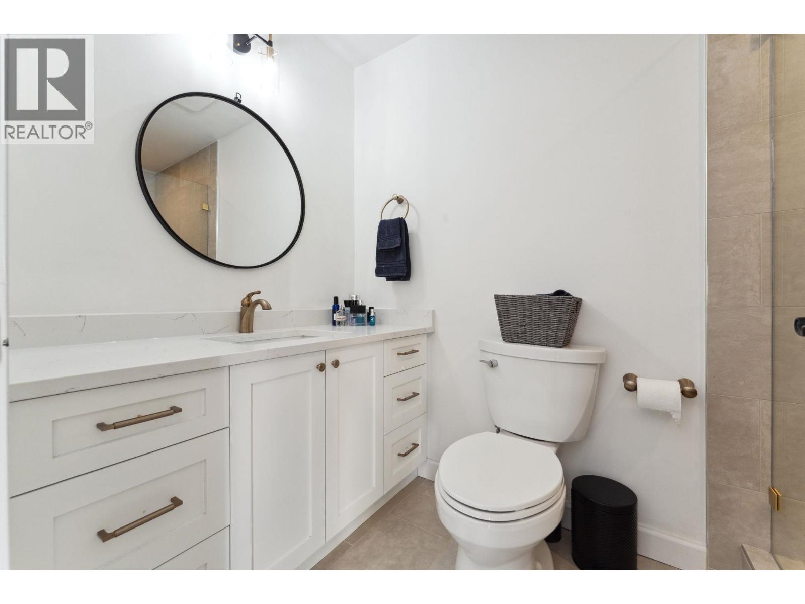 3061 BEWICKE AVENUE, North Vancouver