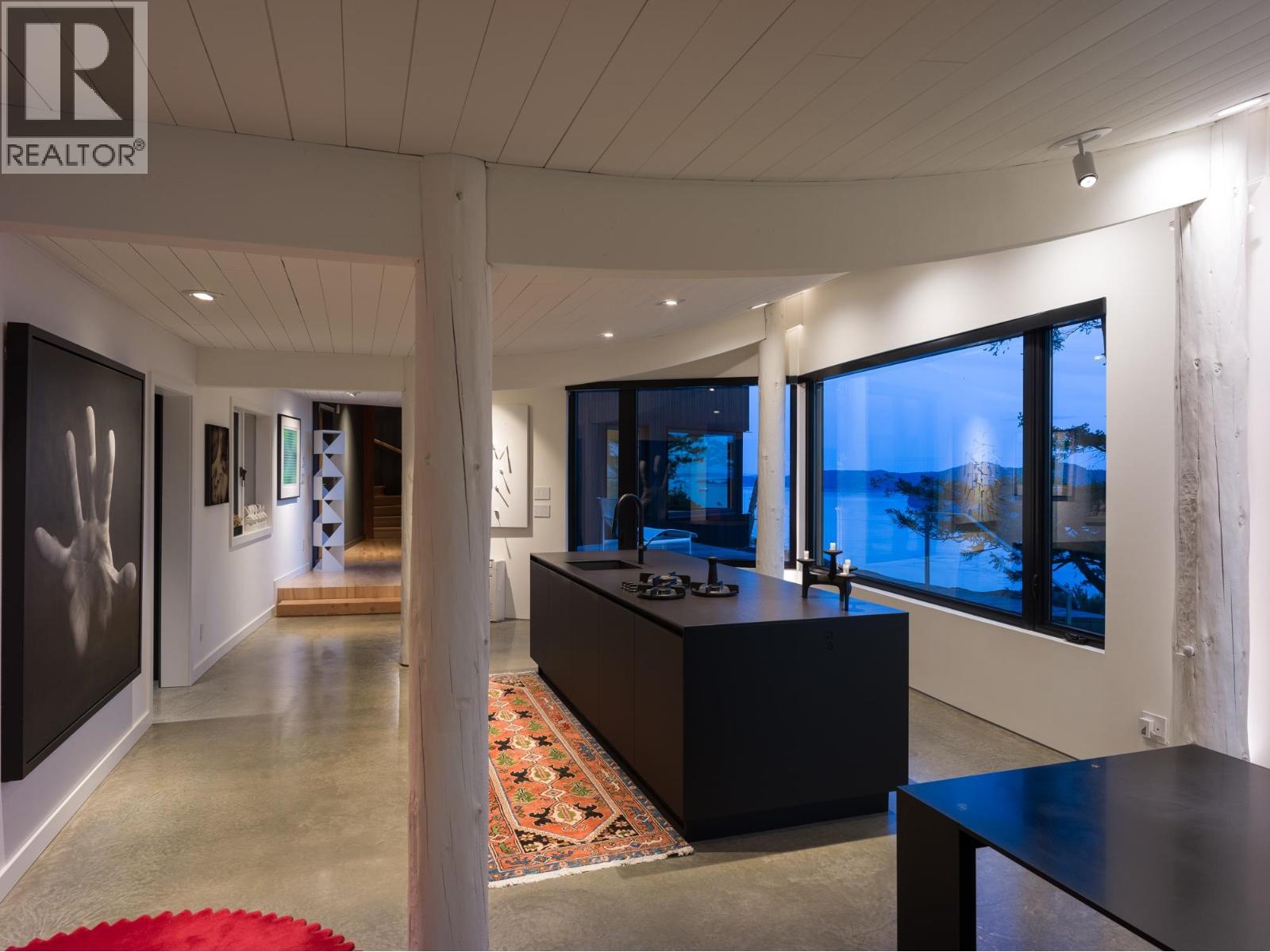 630 TINKER ROAD, Mayne Island