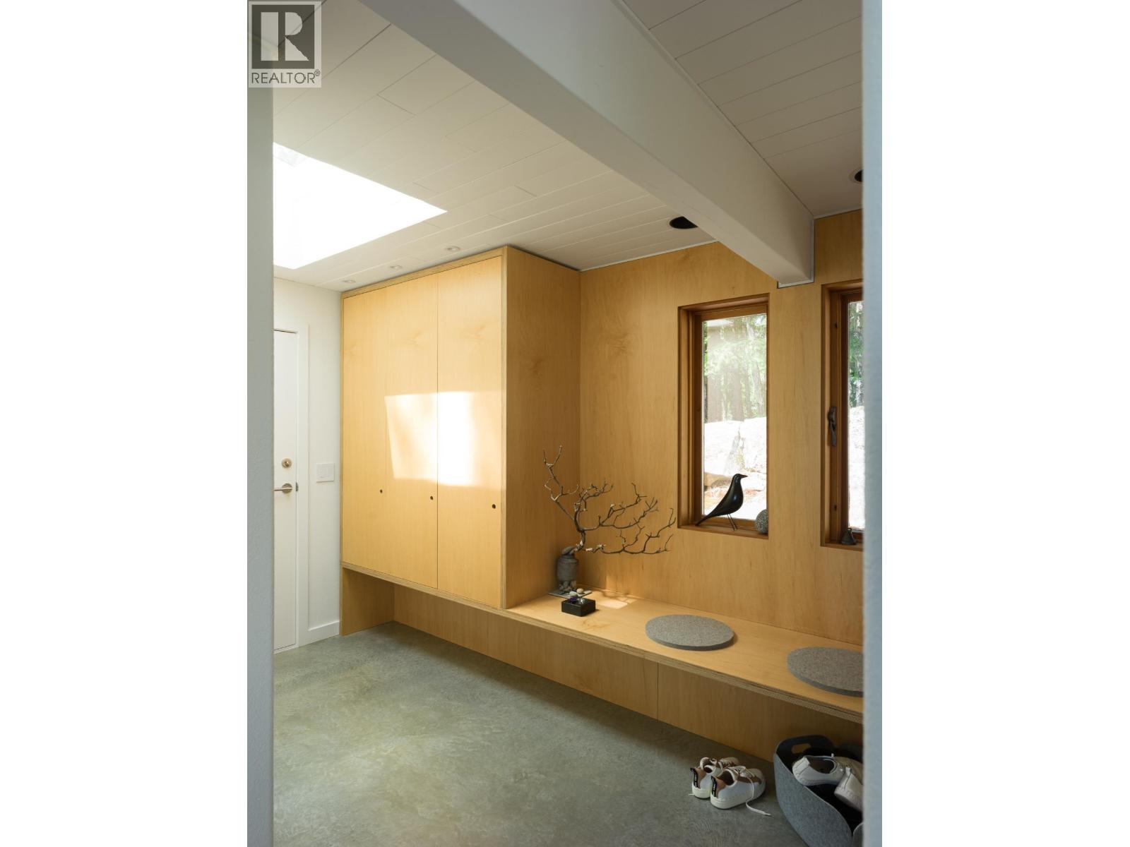 630 TINKER ROAD, Mayne Island