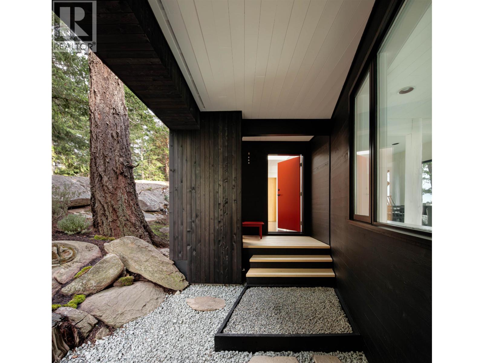 630 TINKER ROAD, Mayne Island