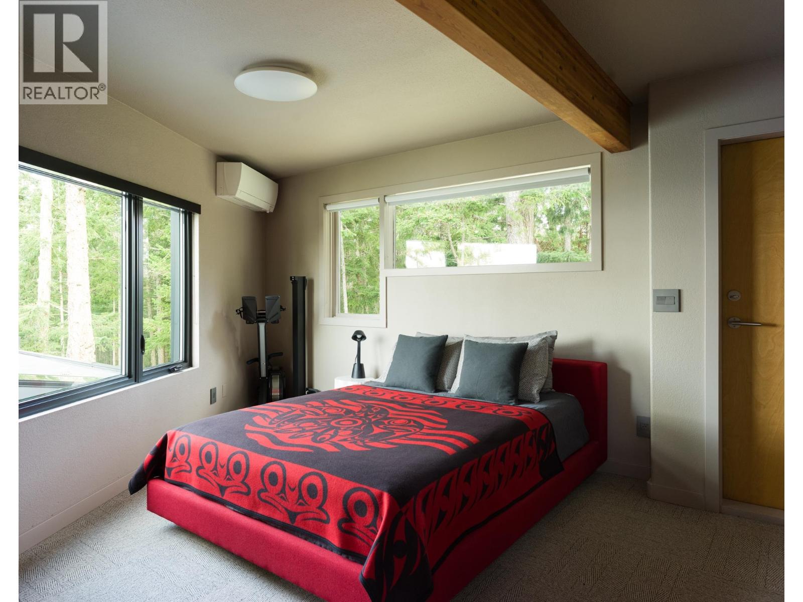 630 TINKER ROAD, Mayne Island