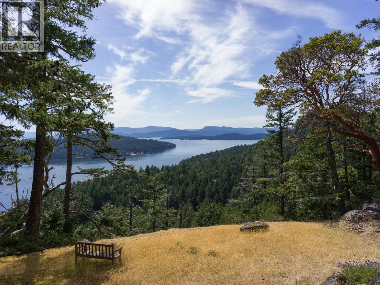 630 TINKER ROAD, Mayne Island