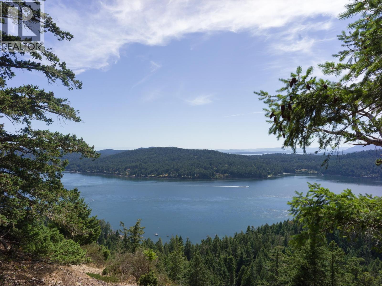 630 TINKER ROAD, Mayne Island