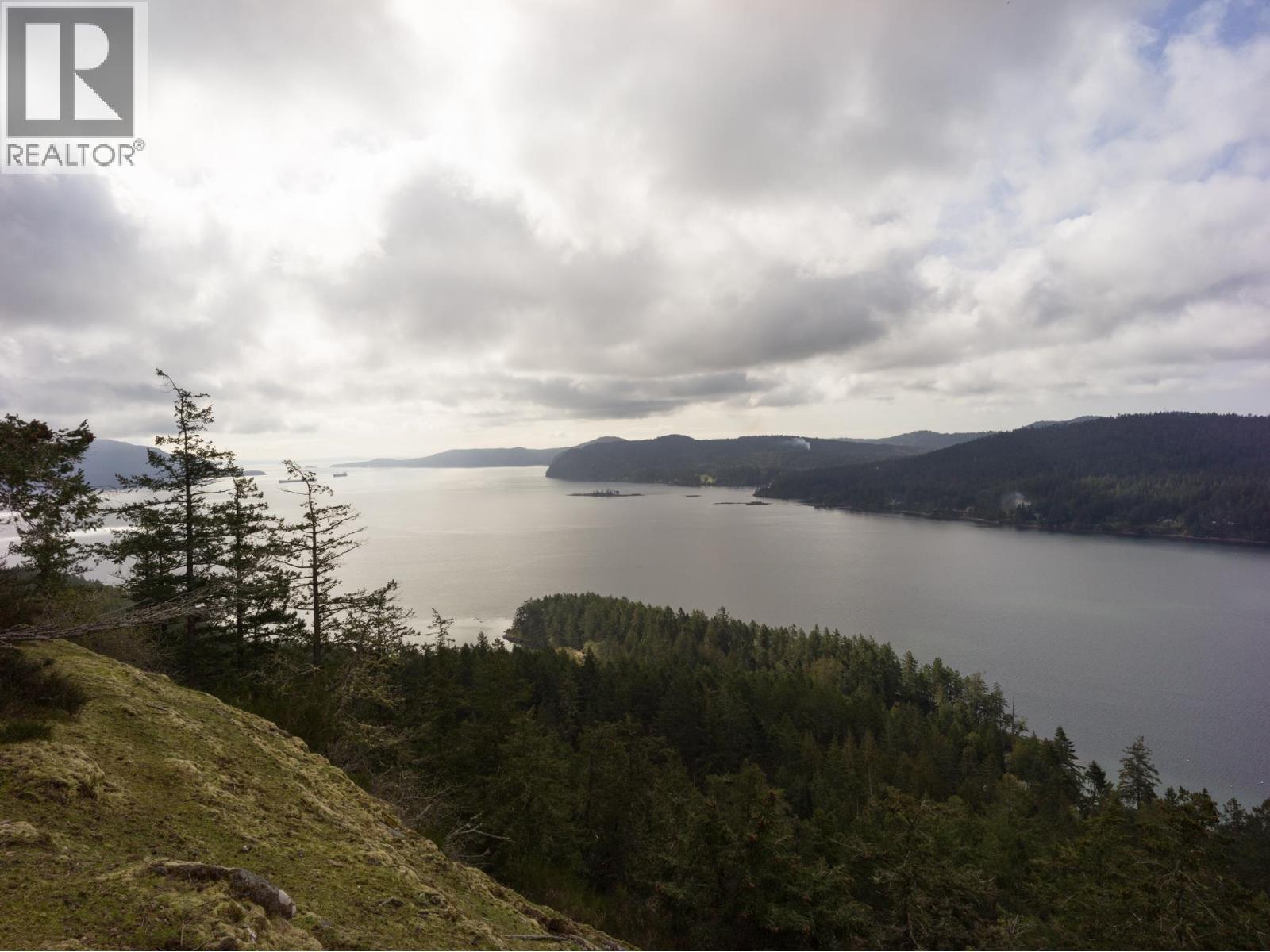 630 TINKER ROAD, Mayne Island