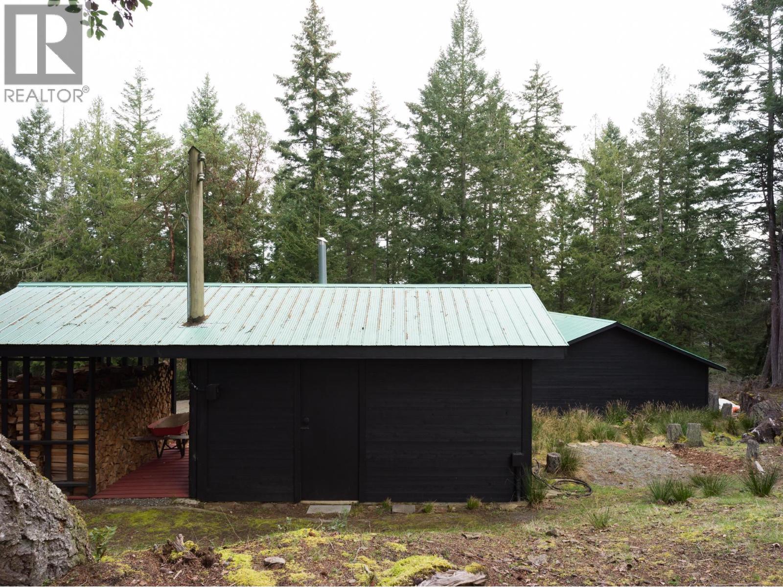 630 TINKER ROAD, Mayne Island