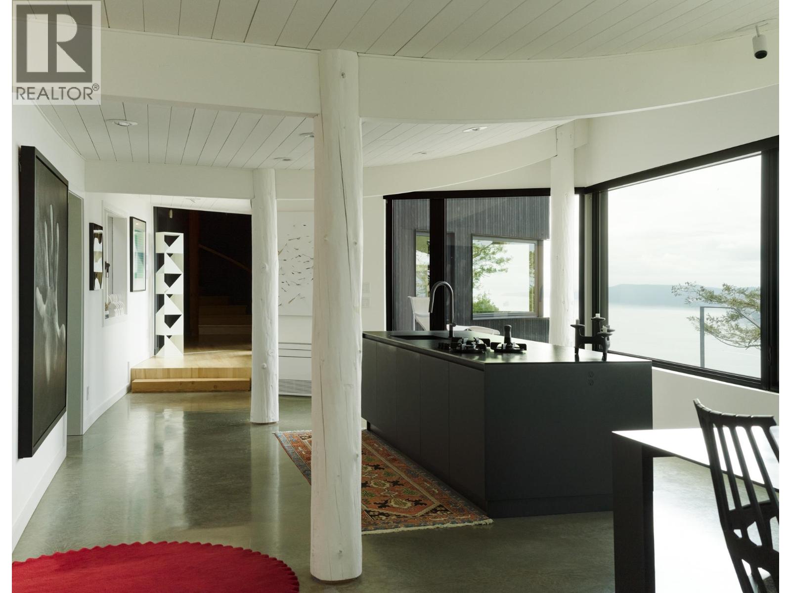 630 TINKER ROAD, Mayne Island
