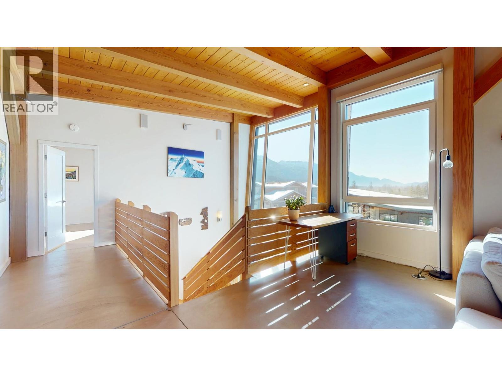 41160 ROCKRIDGE PLACE, Squamish