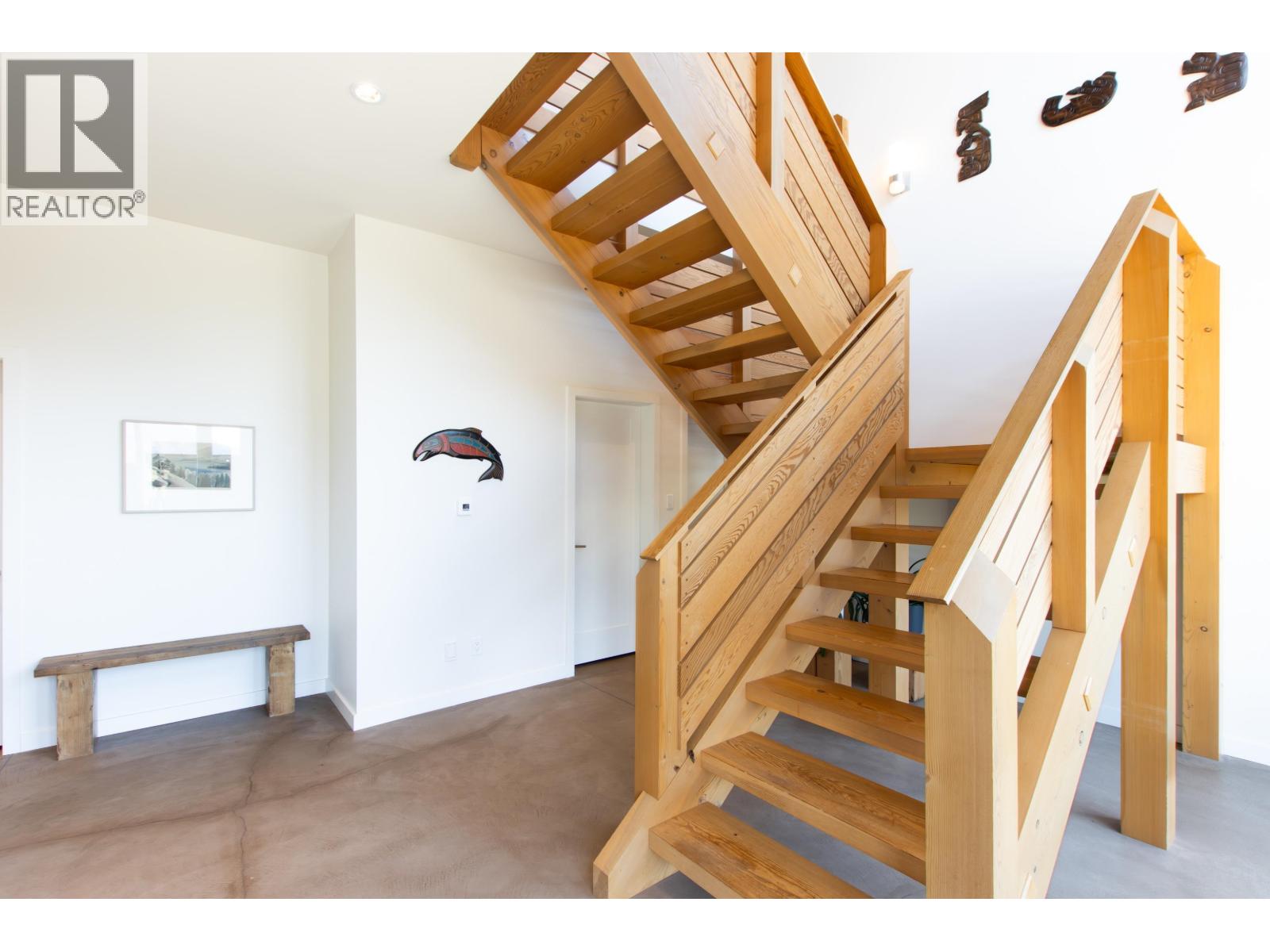 41160 ROCKRIDGE PLACE, Squamish