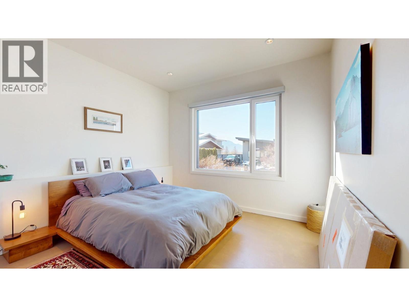 41160 ROCKRIDGE PLACE, Squamish