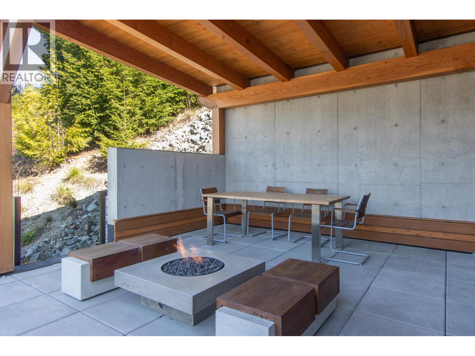 41160 ROCKRIDGE PLACE, Squamish