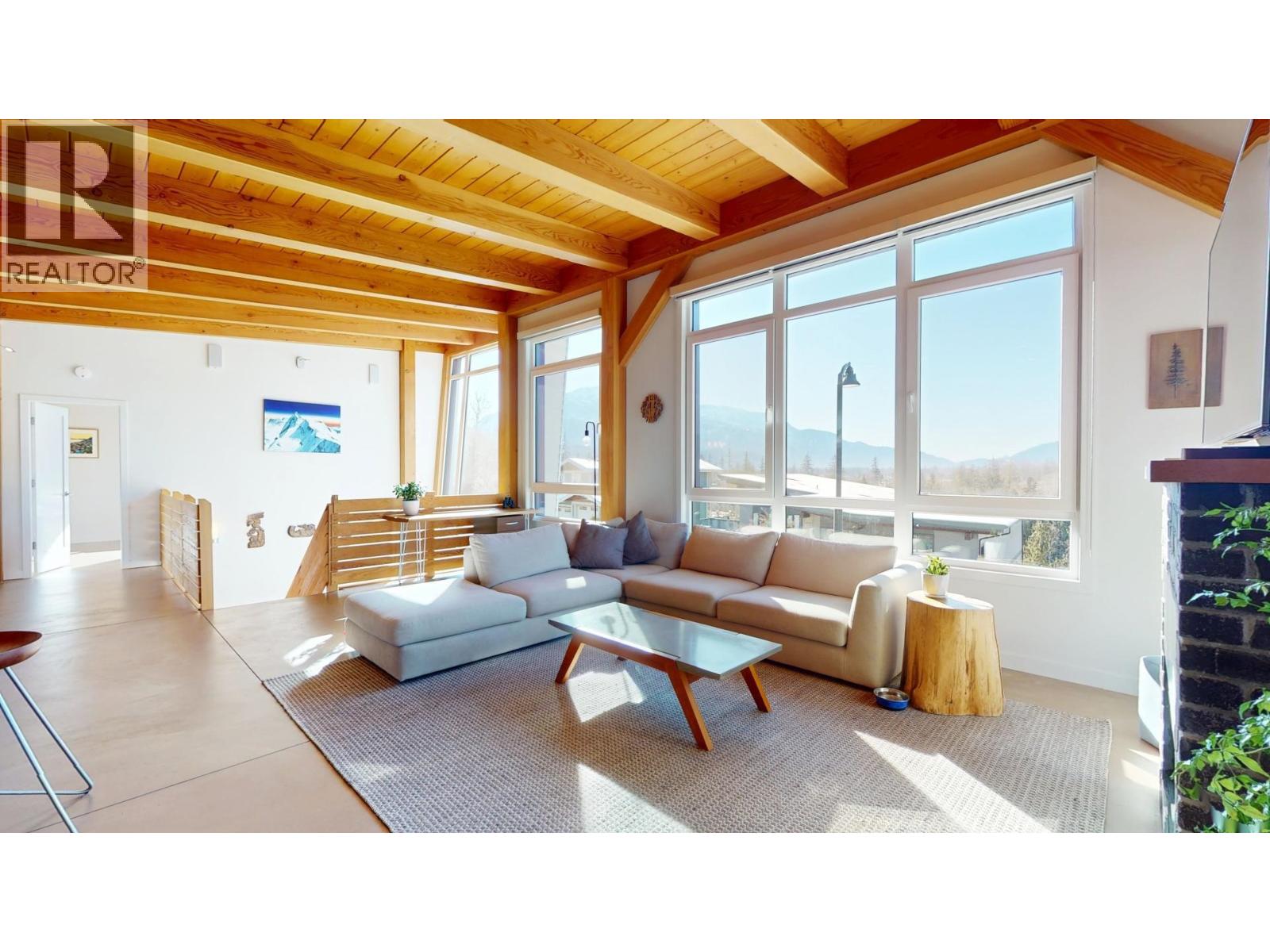 41160 ROCKRIDGE PLACE, Squamish