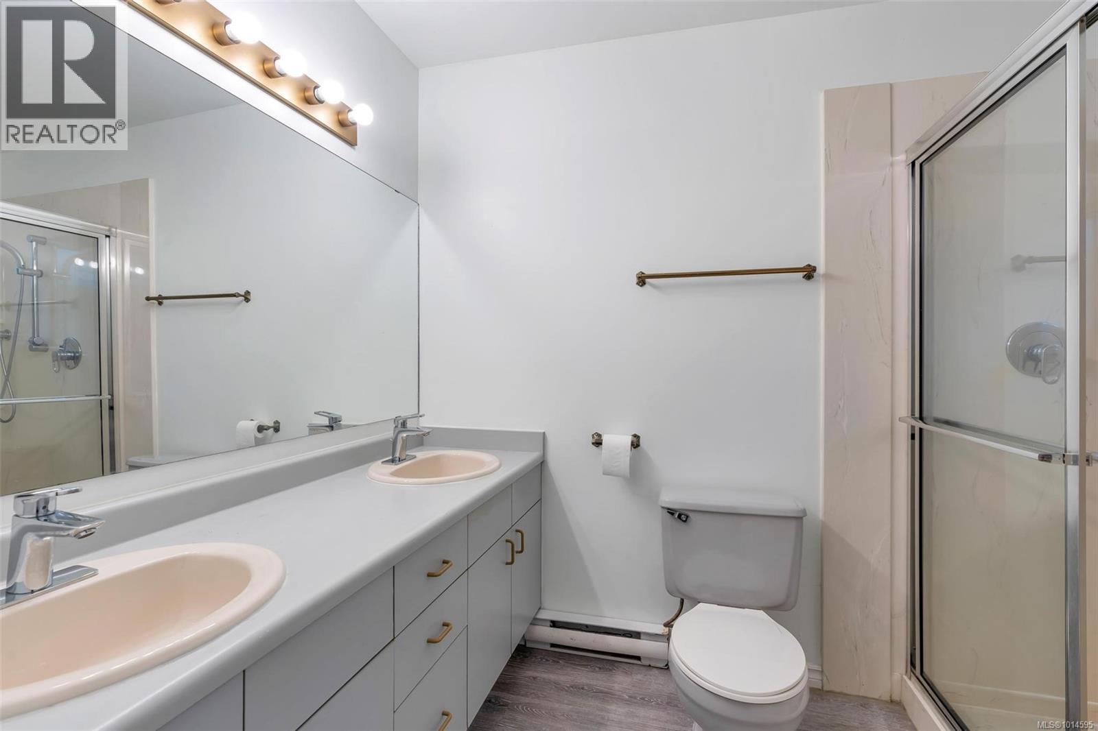  3950 Burchett Place, Saanich